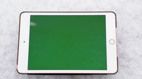 Green Screen Ipad Mock With Snow #2 Vídeos de archivo 147792508