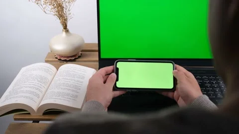 Green screen learning Stockbeeldmateriaal 236403920