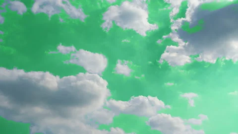 The green screen of moving white clouds with 4K resolution. Vídeos de archivo 145243546