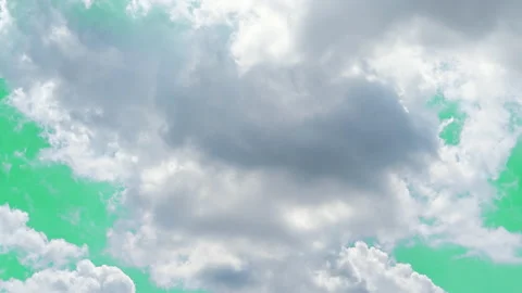 The green screen of moving white clouds with 4K resolution. Stock-Footage 226884572