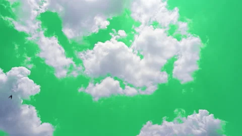 The green screen of moving white clouds with 4K resolution. Stock-Footage 226884577