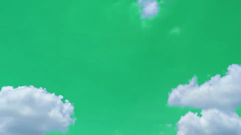 The green screen of moving white clouds with 4K resolution. Stock-Footage 253848872