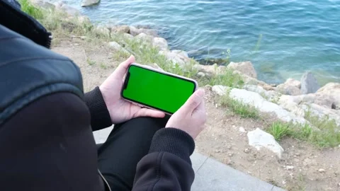 Green screen phone 스톡 동영상 242311325