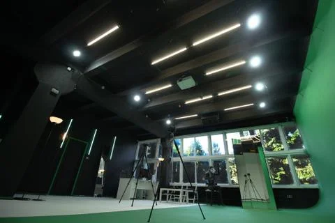 Green Screen Studio Ceiling Lights Photo Session new media art studio 스톡 사진