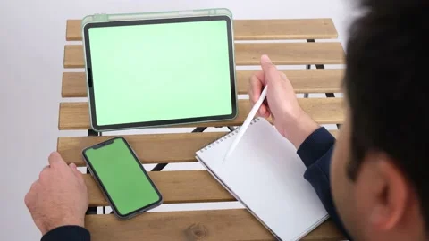 Green screen tablet 스톡 동영상 236459960