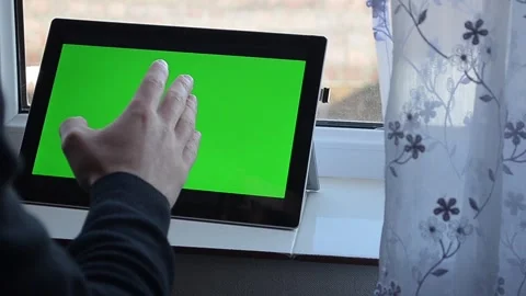 The green screen on the tablet Stock Footage 265273730