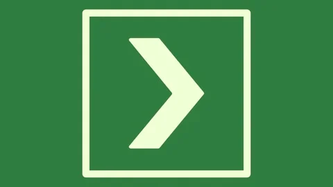 A green screen with white background and square shape in the middle arrow on Видео 335089061