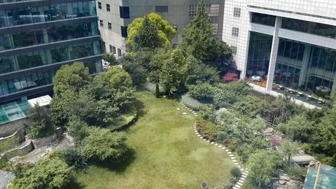 Green space design of the beautiful DoubleTree by Hilton Hotel in Shanghai Stock Photos