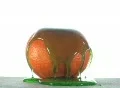 Green Syrup Leaves an Orange Vídeos