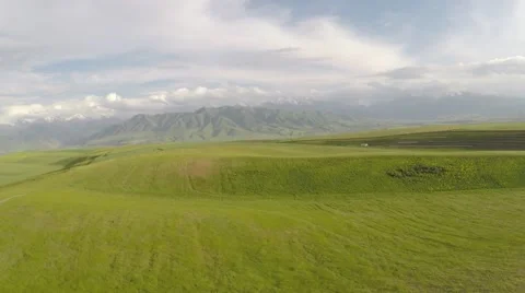 A green  valley, aerial 動画素材 54577404