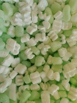 Green white packaging chips - for secure packaging of packages - upright Stock-Fotos