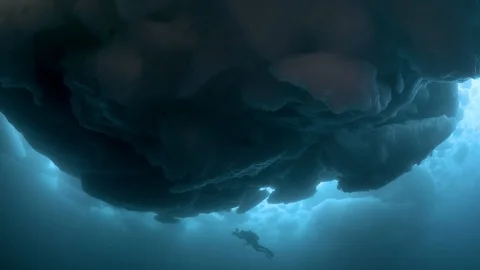 Greenland ice diving Vidéo 118953933