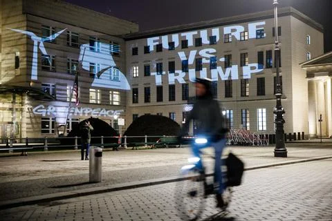 Greenpeace protests Trump's exit from Paris Climate Agreement, Berlin, Germany - Stock Photos