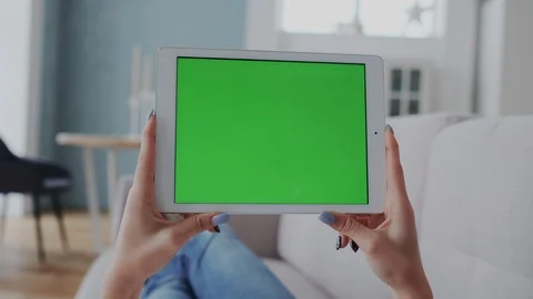 GreenScreen or Mock-up Tracking on Tablet PC. Using Portable Wireless device at Stock Footage 122417368