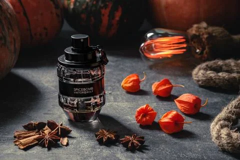 Grenade shaped bottle, explosively good fragrance: Spicebomb by Viktor &amp; Rolf Stock Photos