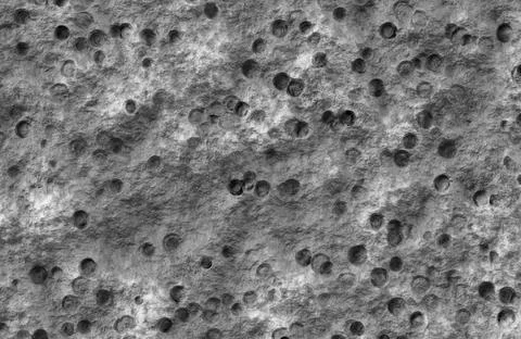 Grey moon surface texture with many craters and rocky lunar landscape background Illustrazione stock