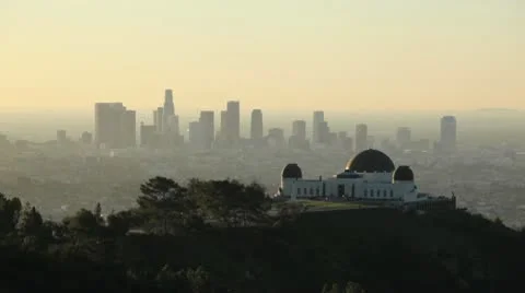 Griffith Park Observatory With Downtown LA HD Видео 10444397