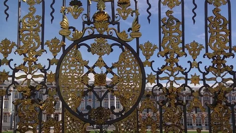 Grill the Catherine Palace in Pushkin Video stock 85093714