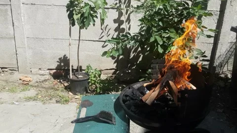 Grill fire Stock-Footage 136541207