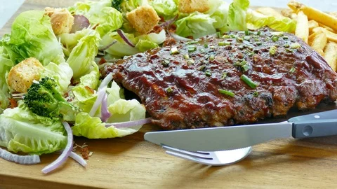 Grill pork rip steak with vegetable Video stock 107640387