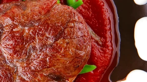 Grilled beef portion Vídeos de archivo 51382307