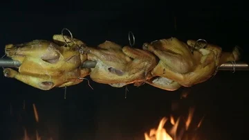 Grilled Chicken Cooked On Spit Stock-Footage 85993618