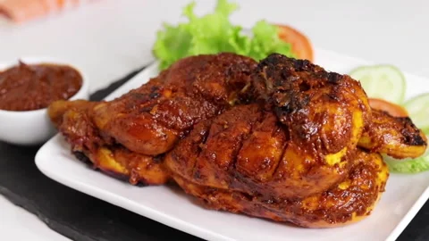 Grilled chicken served on plate Video stock 286783860