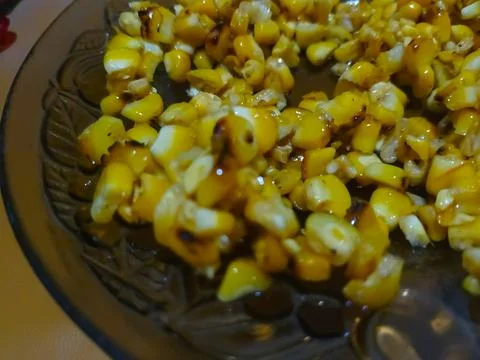 Grilled Corn on a Plate Foto stock