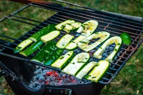 Grilled cucumbers on the BBQ Foto stock