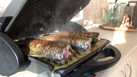 Grilled fish at home Stock-Footage 105923890