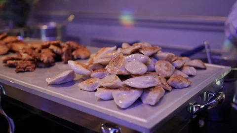 Grilled fish parallax on tray buffet Stock-Footage 112140351