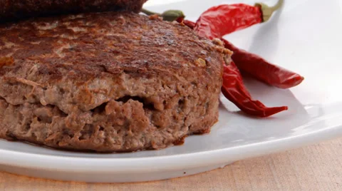 Grilled hamburger Vídeos de archivo 39006047