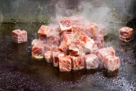 Grilled Kobe Beef Cube, Kobe beef teppanyaki Steak Stock Photos