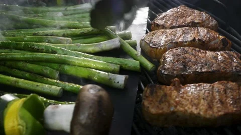 Grilled meat and vegetables slow motion 스톡 동영상 139520627