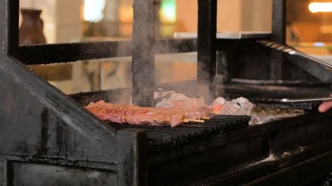 Grilled meat on fire Video stock 92729521