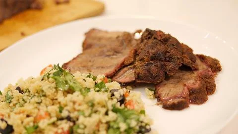 Grilled meat served with selectable sides feast for any occasion Witness mastery Foto stock