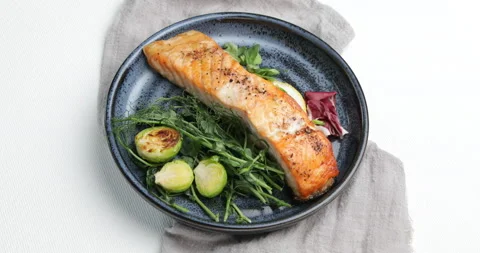 Grilled salmon Stock Footage 171100437