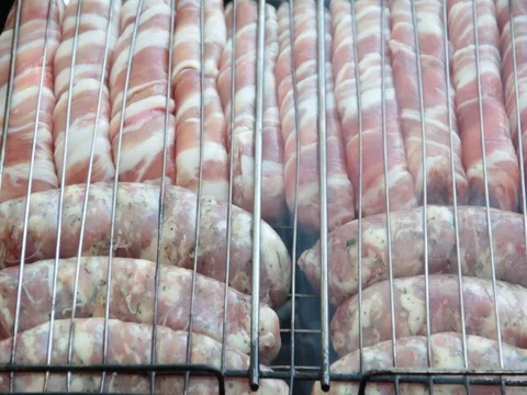 Grilled sausages Video stock 76864814
