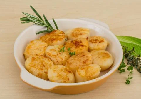 Grilled scallops Stock Photos