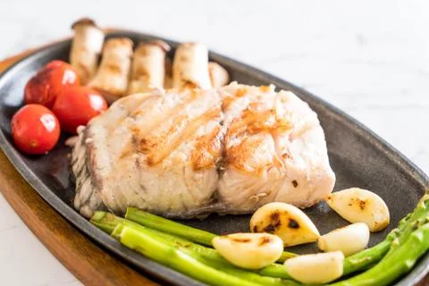 Grilled snapper fish steak Foto stock