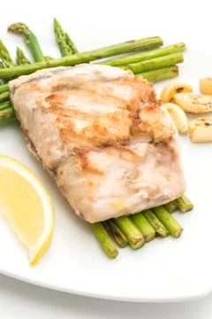 Grilled snapper fish steak with vegetable Foto stock