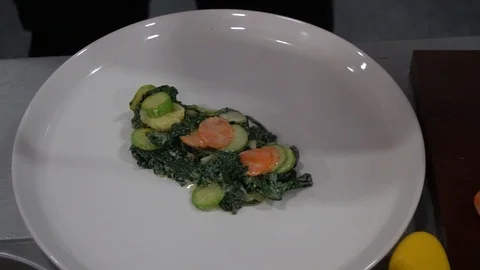 Grilled Steak And Vegetables Vidéo 105884900