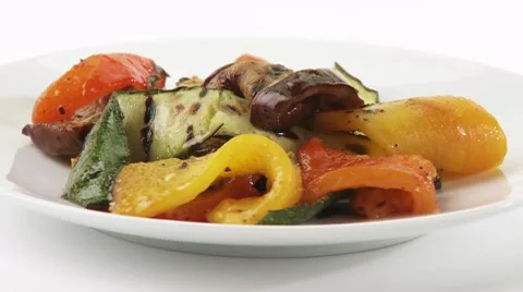 Grilled vegetables Stock Footage 8571862