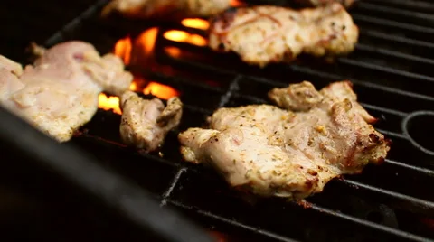 Grilling Chicken Thighs Slowmo Video stock 40538905