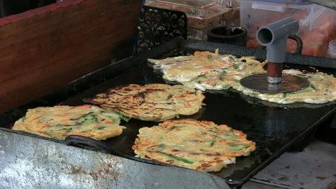 Grilling Chijimi Stock-Footage 327567283