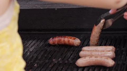 Grilling meat outside 動画素材 50308534