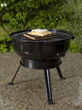 Grilling salmon Stock-Fotos