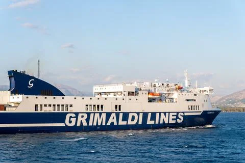 Grimaldi lines vessel navigating calm waters transporting goods Stock-Fotos