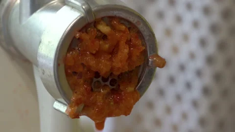 Grind pepper in a meat grinder Stock Footage 208808520
