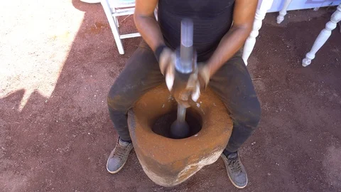 Grinding Brown Coffee Beans Into Coffee Powder 스톡 동영상 105810318